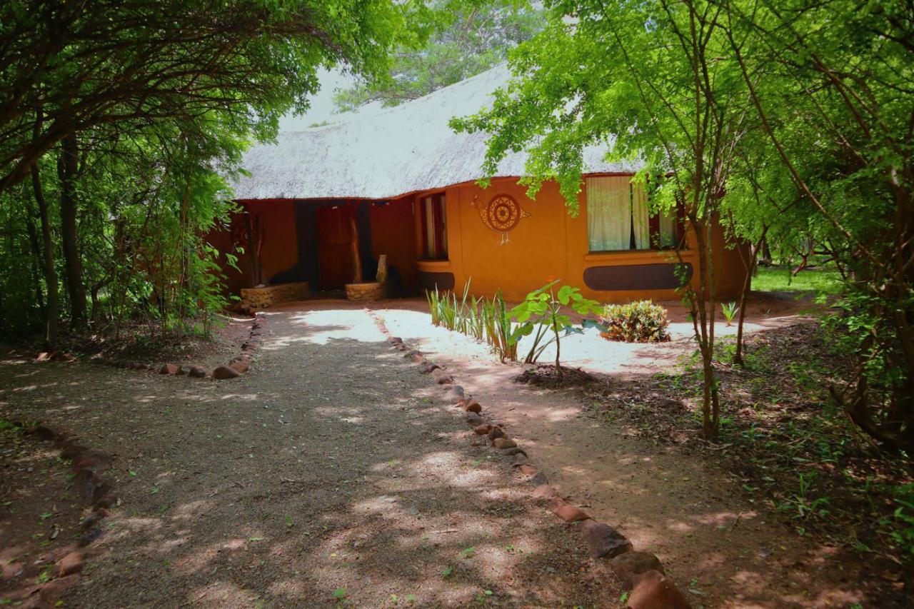 Munga Eco-Lodge Ливингстон Экстерьер фото